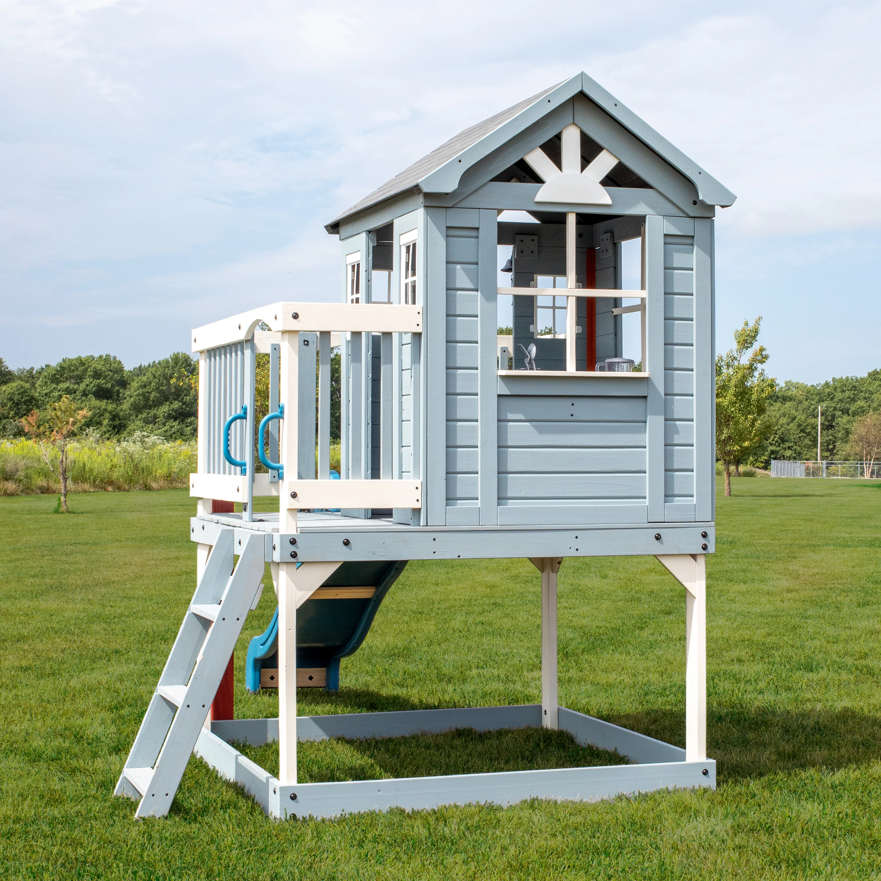 Beacon Heights Elevated Playhouse - Image 11