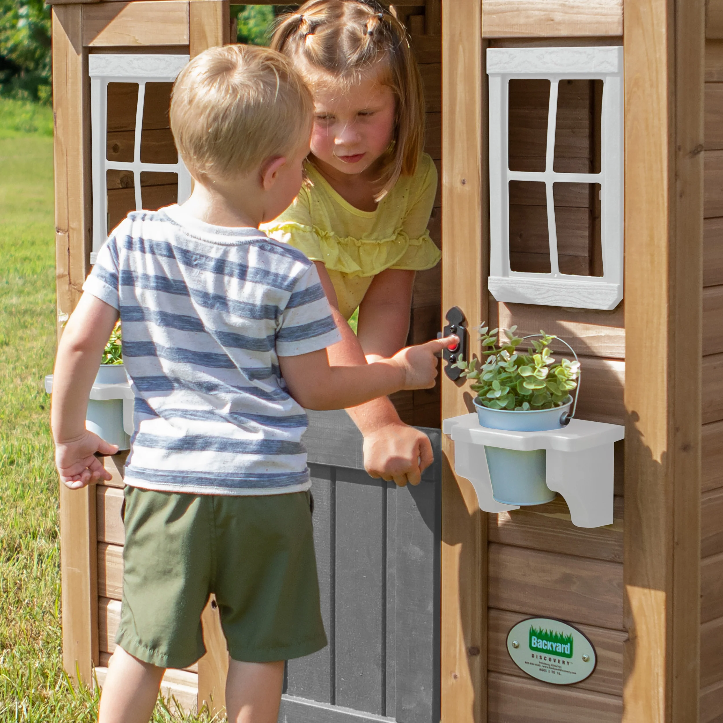 Maple Leaf Playhouse - Image 6