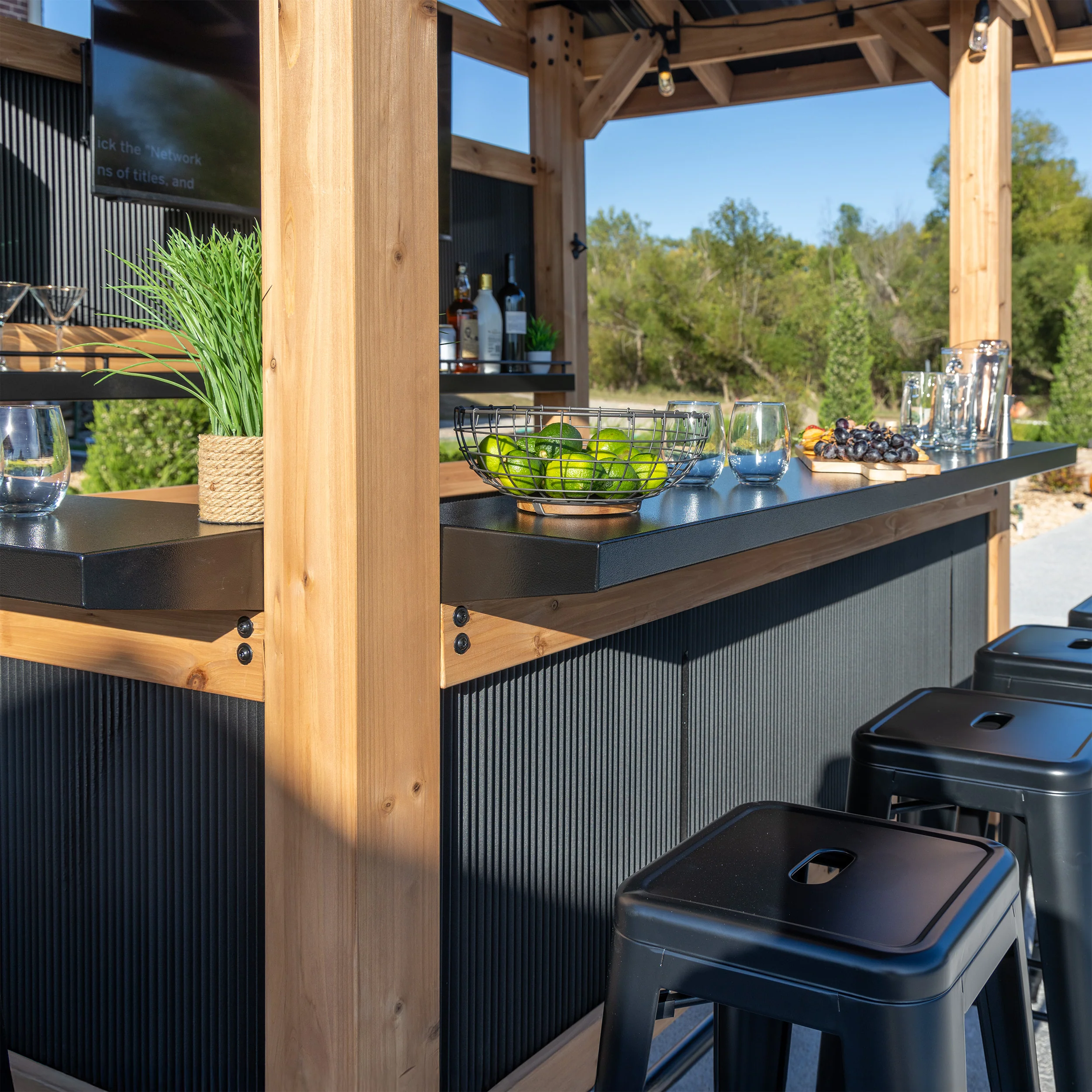 2.9m x 1.9m (10ft x 6ft) Palisade Outdoor Bar - Image 5